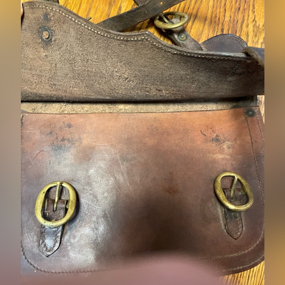 Moto/Horse Single Brown Leather Saddlebag Unisex - Picture 5 of 5